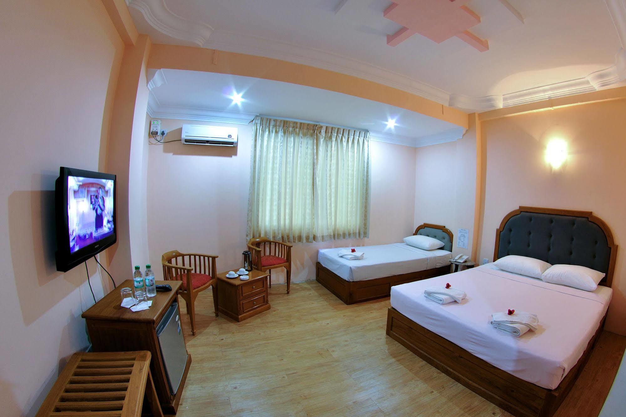 Hotel Glory Янгон Экстерьер фото