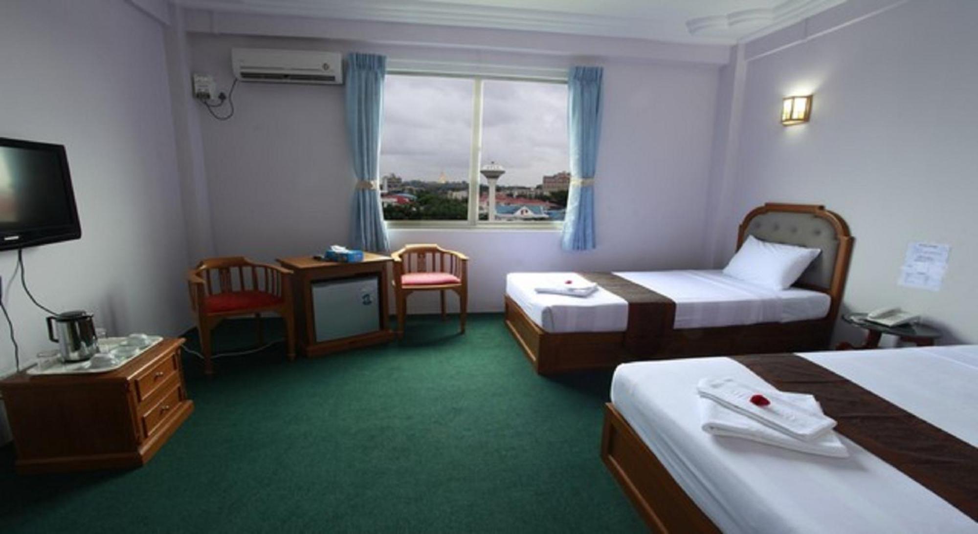Hotel Glory Янгон Экстерьер фото