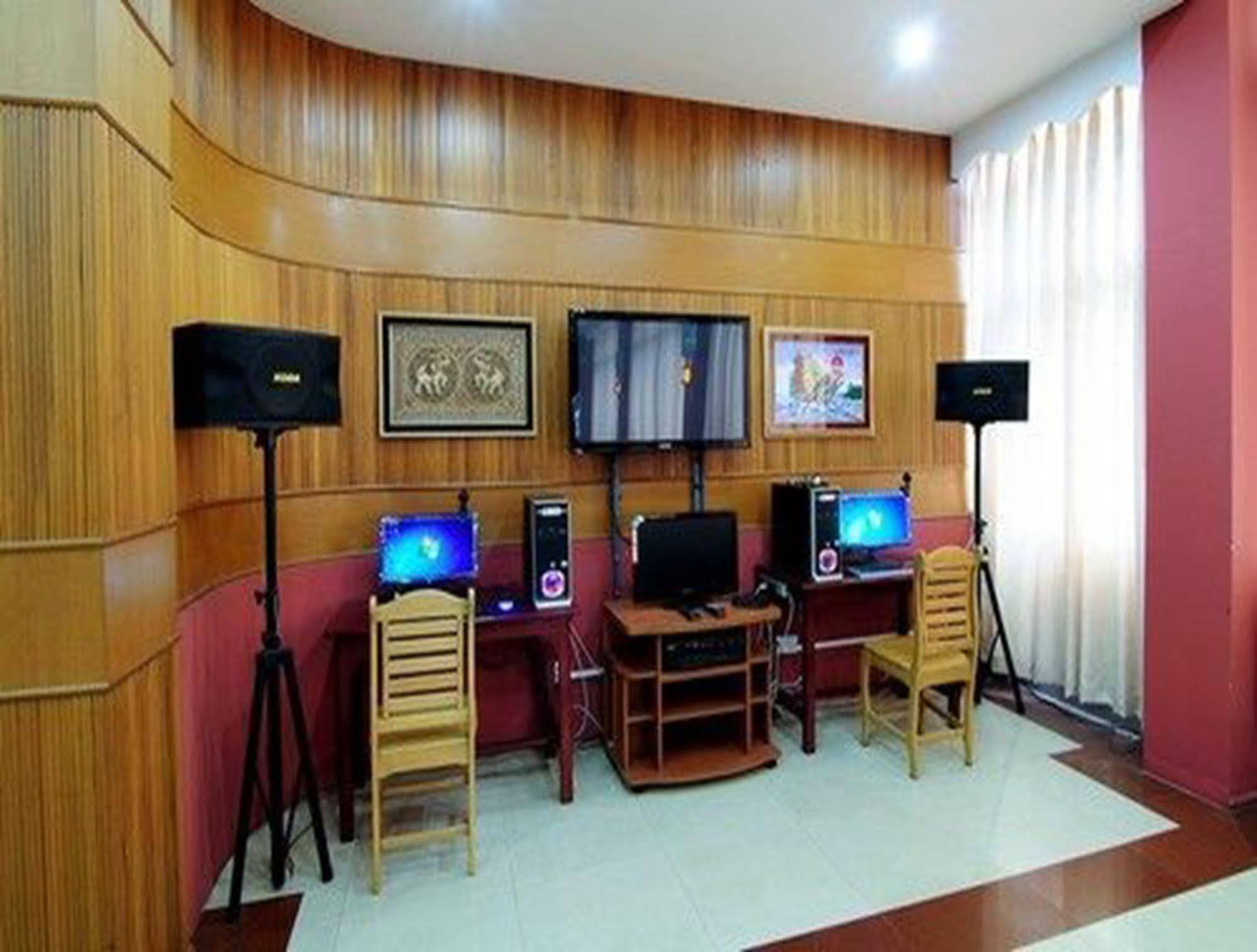 Hotel Glory Янгон Экстерьер фото